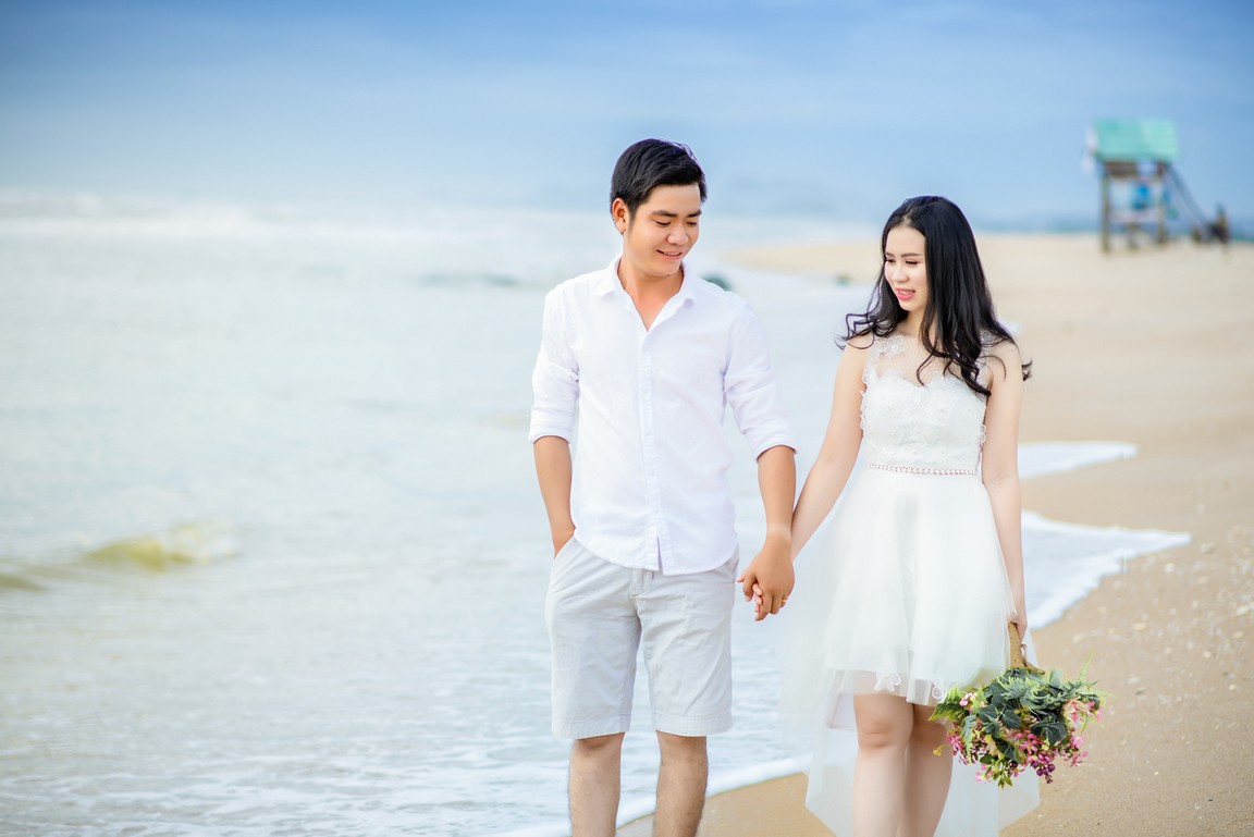 Những ý tưởng chụp ảnh cưới ở biển đẹp nhất cho các cặp đôi