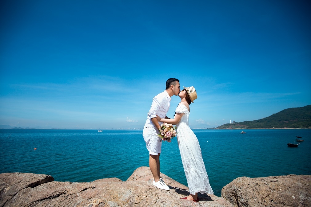 Chụp ảnh cưới biển đà nẵng