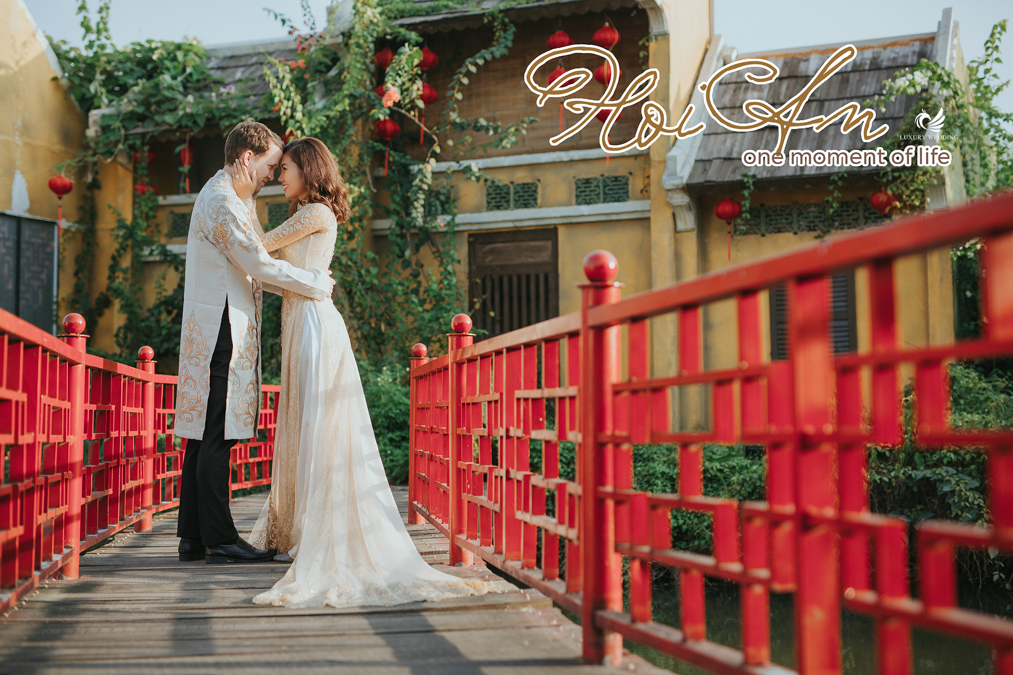 Sài Gòn là một trong những nơi đẹp nhất để chụp ảnh cưới lãng mạn, đặc biệt là khi L\'amour phim trường đứng ra đảm nhận việc chụp ảnh. Tại đây, các cặp đôi sẽ có những khoảnh khắc tuyệt vời nhất, để lưu giữ kỷ niệm tình yêu của mình.