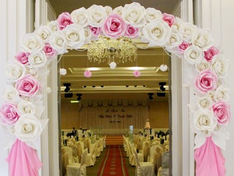 cổng cưới hoa giấy