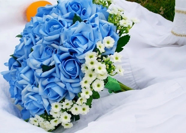 hoa cưới màu xanh